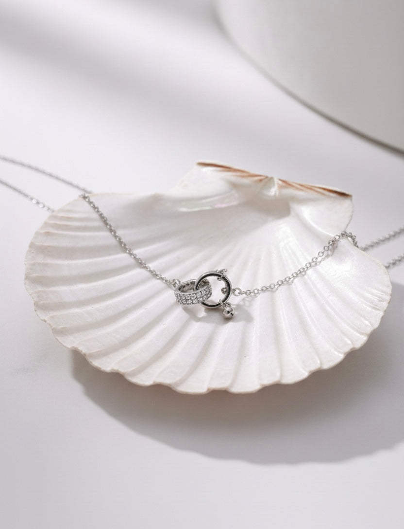 Halskette „Glücksringe“ – Zeitlose Eleganz in Silber