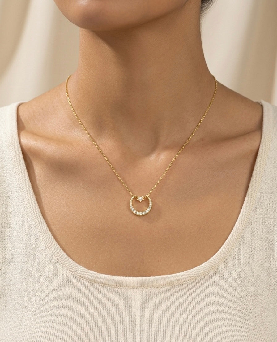 Collier mit Sichelmond & Stern