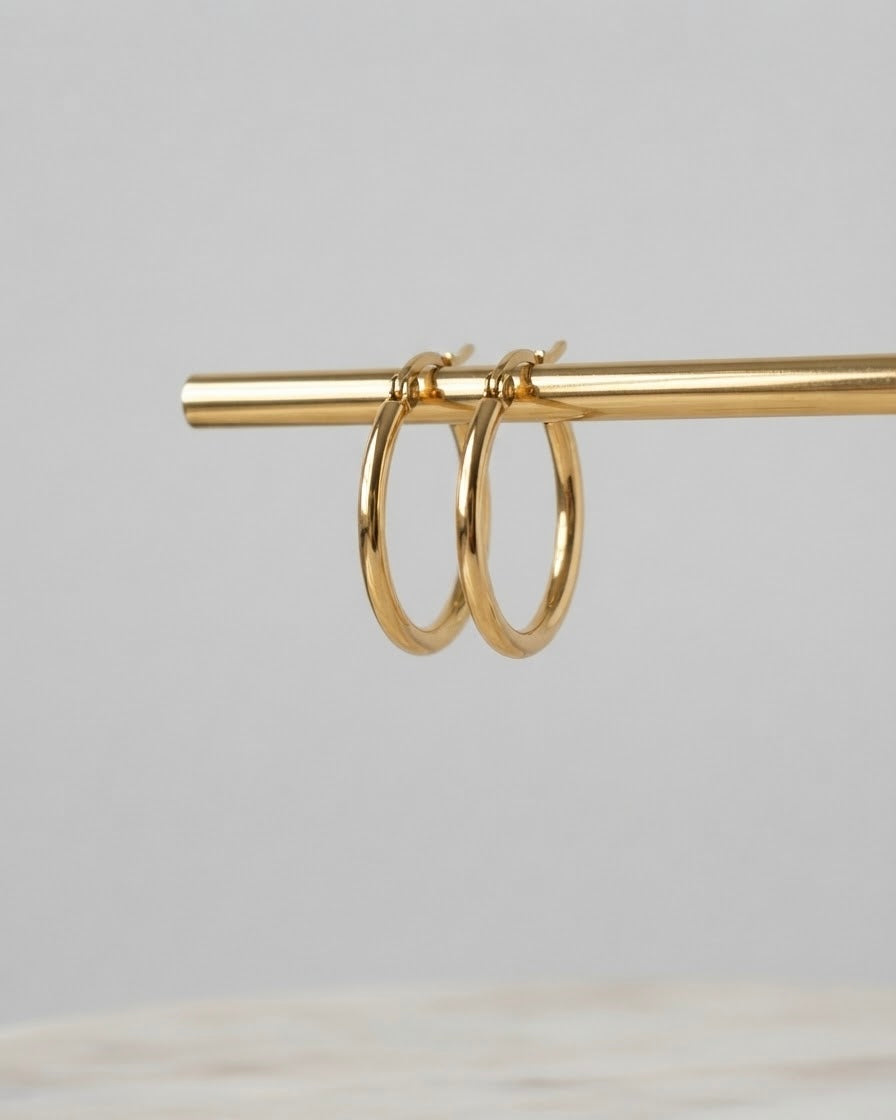 Dezent-elegante Gold-Creolen