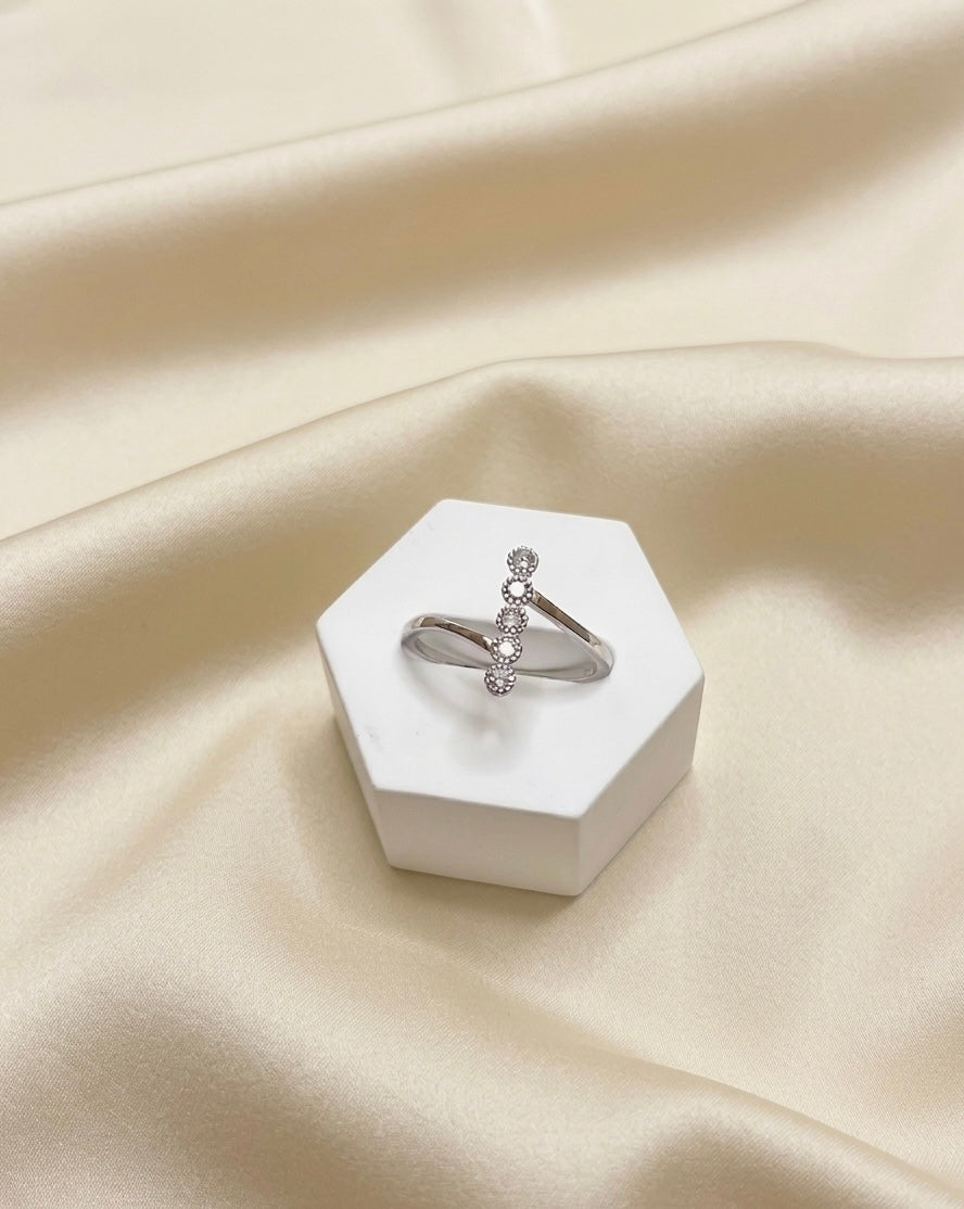 Sternenregen – Eleganter Wickelring aus 925 Sterling Silber