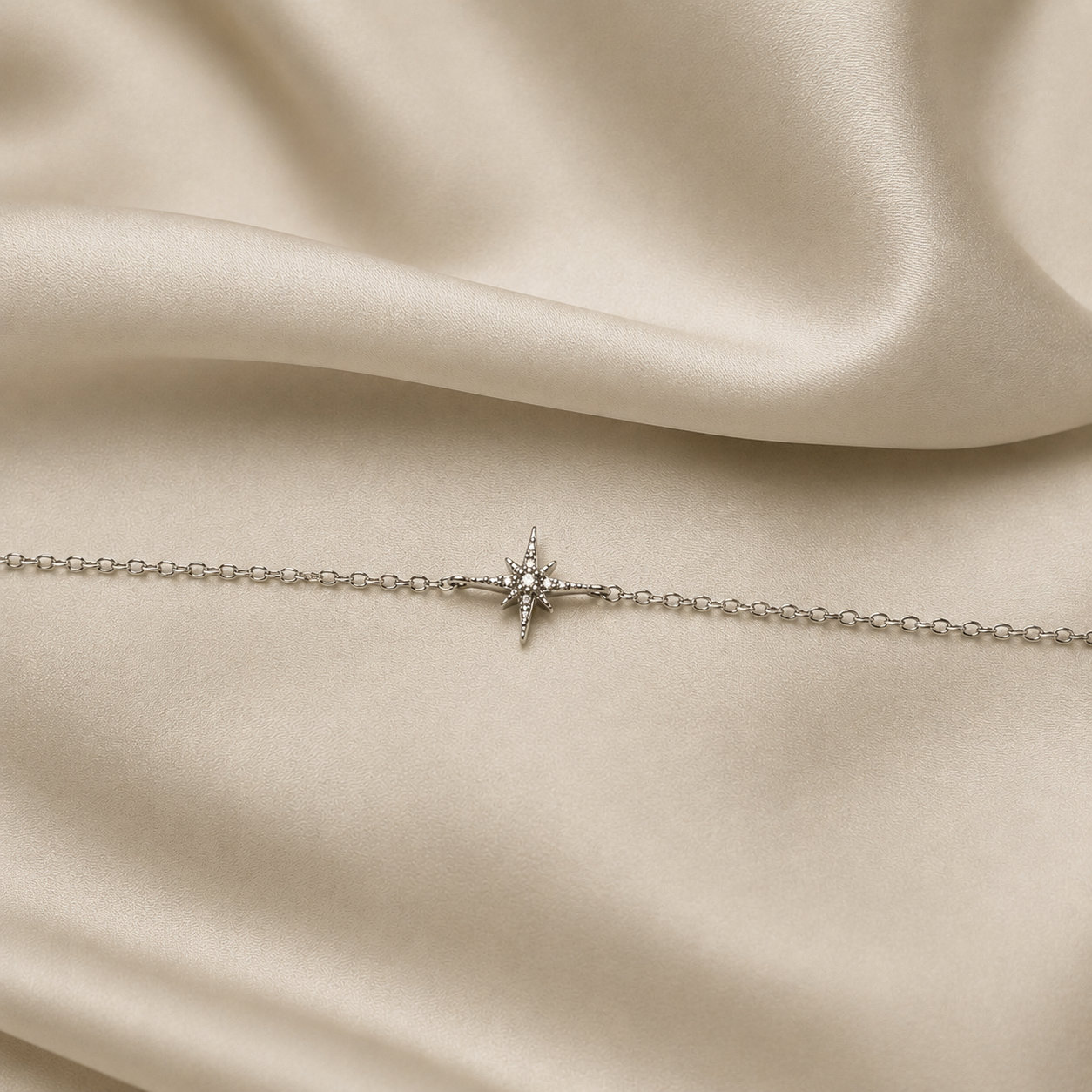 Armband „Polarstern“ – Wegbegleiter in Silber oder Gold