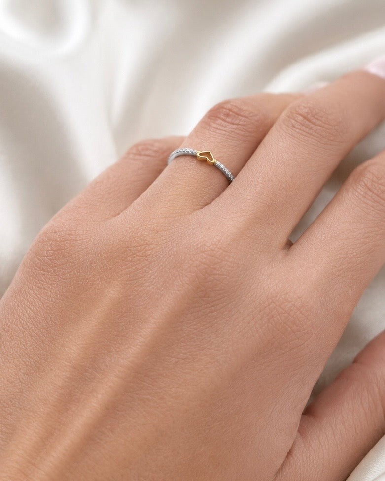Pure Soul – Herzring aus S925 Silber mit Gold-Akzent