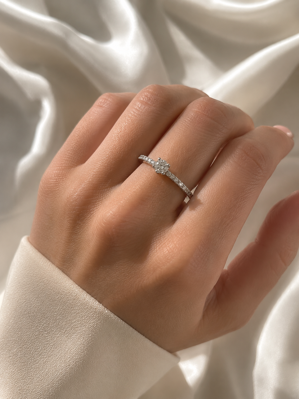 Lunéa Ring – 925 Sterling Silber mit Moissanit