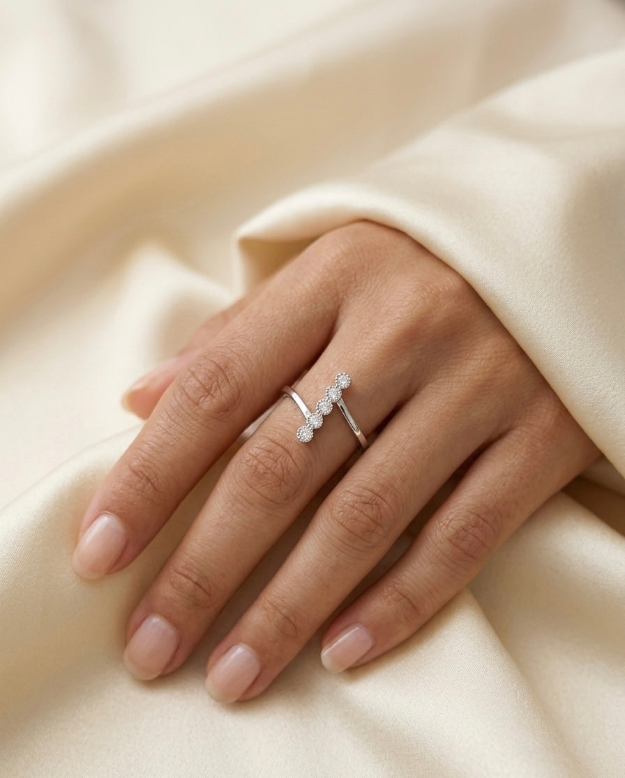 Sternenregen – Eleganter Wickelring aus 925 Sterling Silber